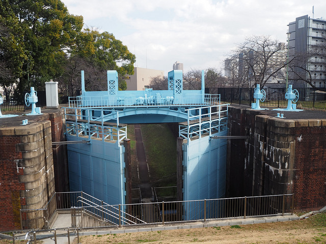 24551304903_84dbbf830f_z