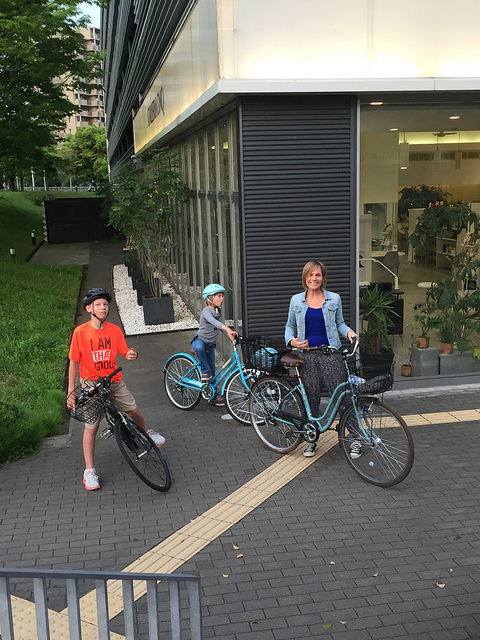 26667404206_a5095c7911_z