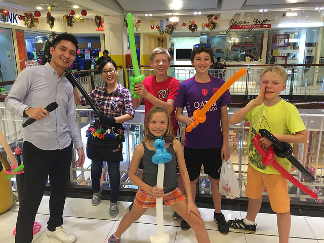 31611999342_1707b07bc2_z