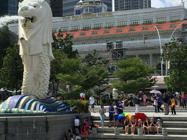 31746639941_3afb728577_z