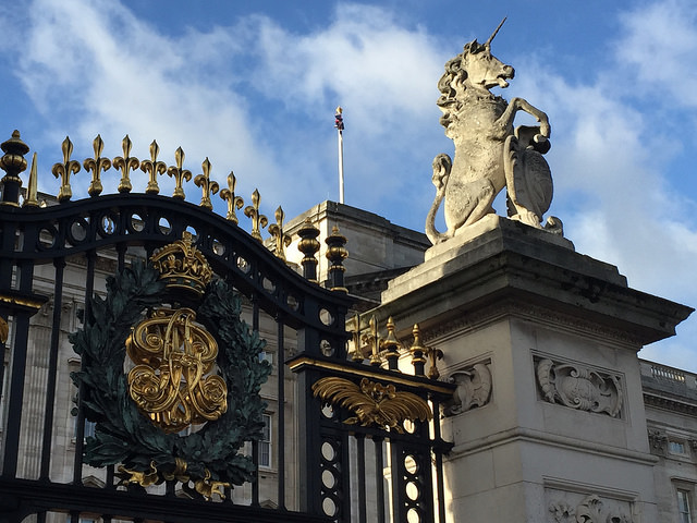 32403379795_9d575c9ae7_z